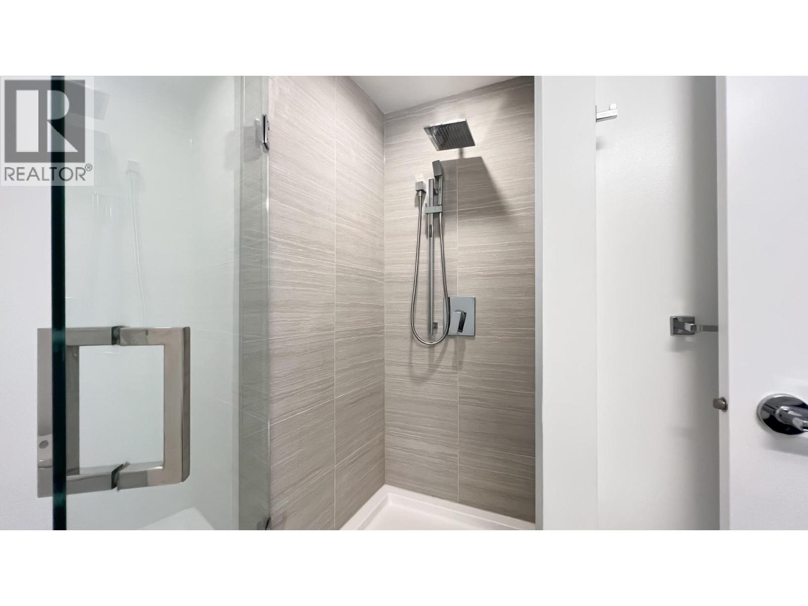 Photo 18 of 802 5788 Gilbert Road, Richmond BC
