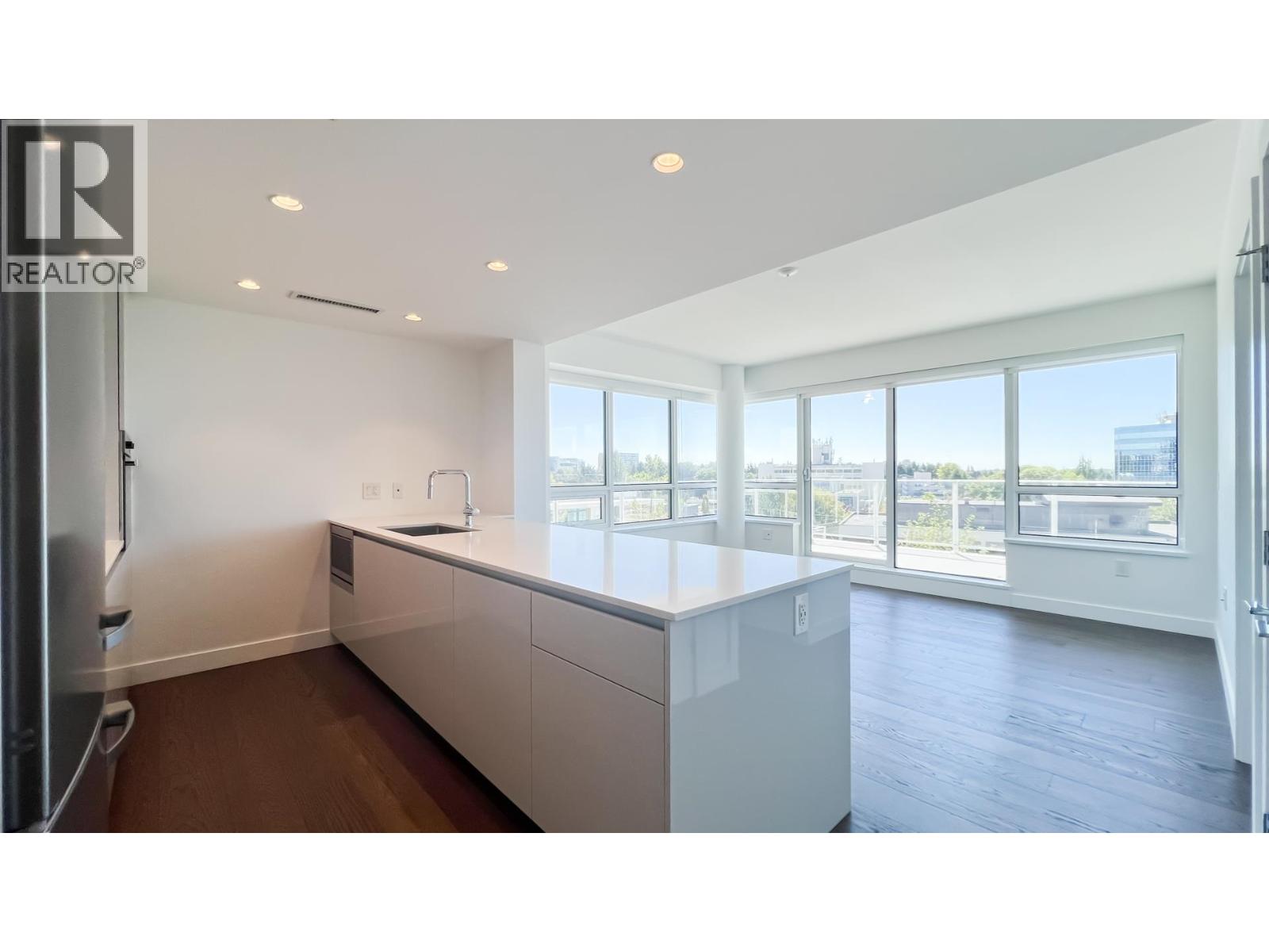 Photo 20 of 802 5788 Gilbert Road, Richmond BC