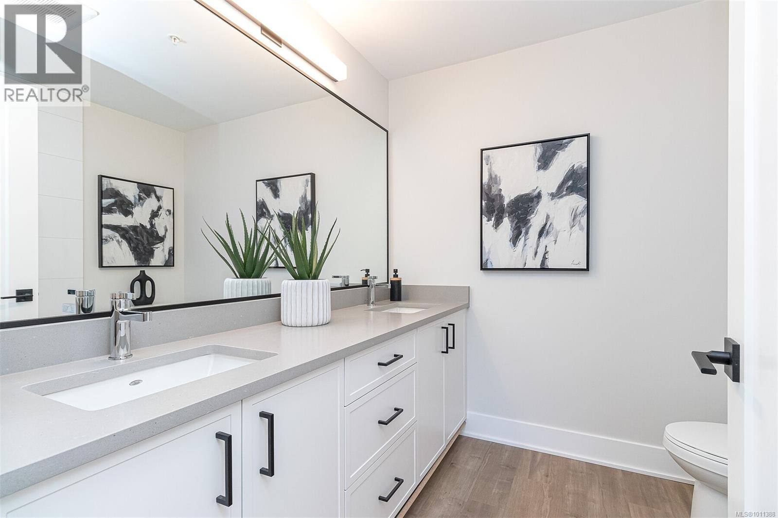 Photo 14 of 615 1361 Goldstream Ave, Langford BC