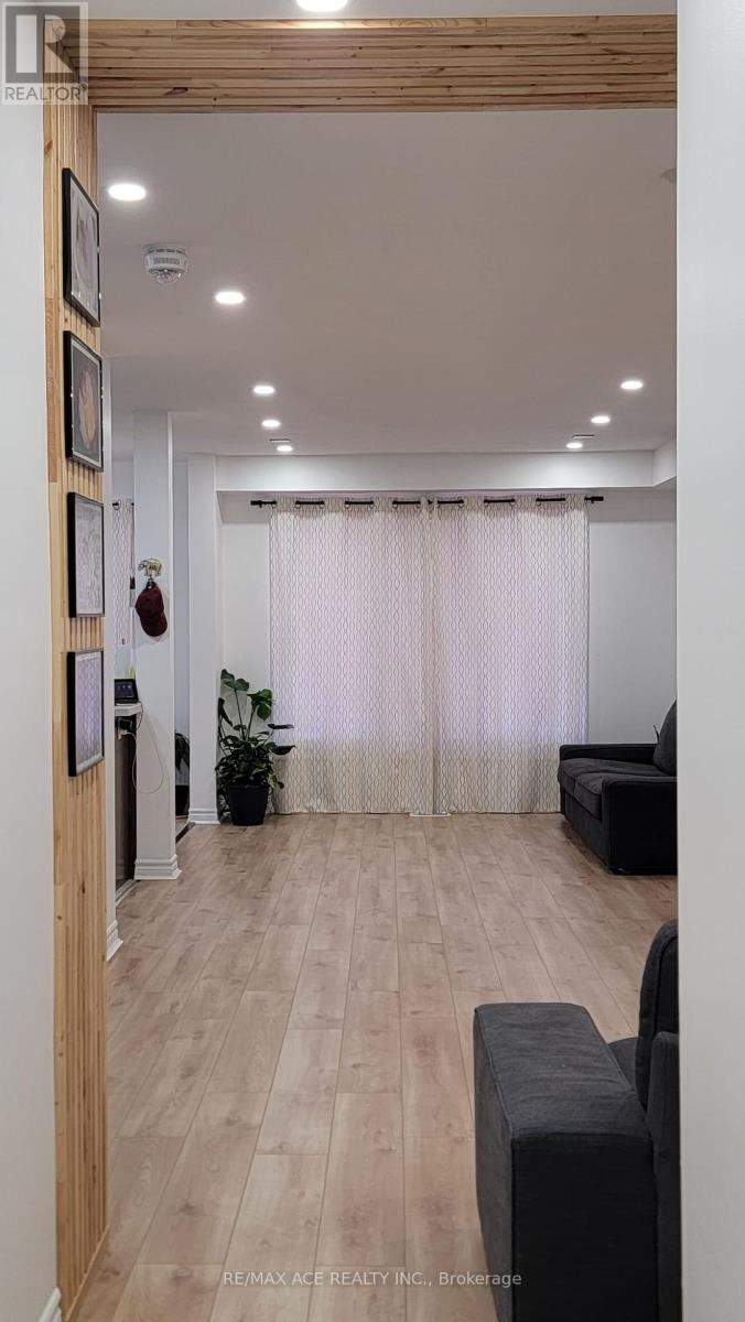 Photo 14 of 2452 Steeplechase Street, Oshawa ON