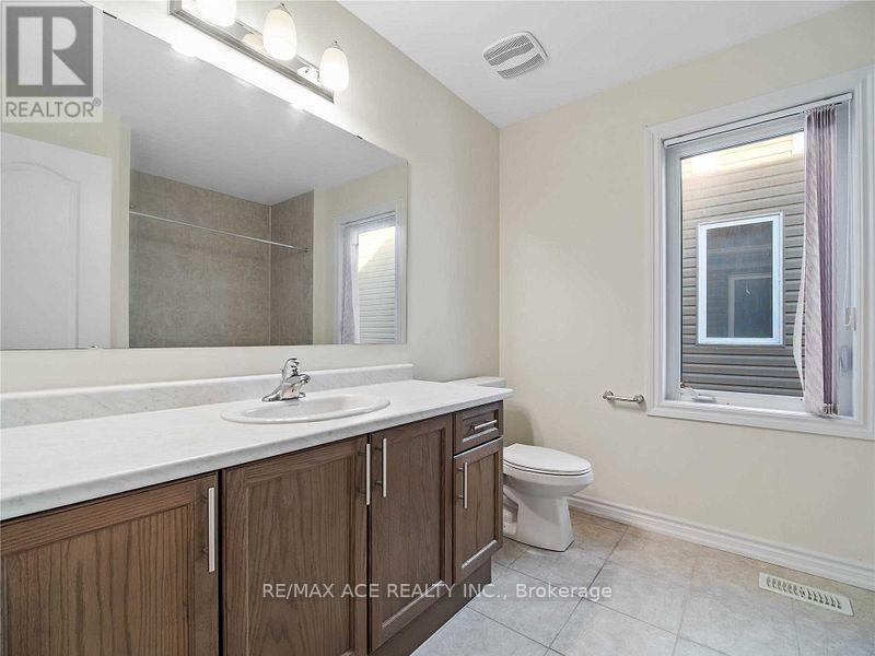 Photo 17 of 2452 Steeplechase Street, Oshawa ON