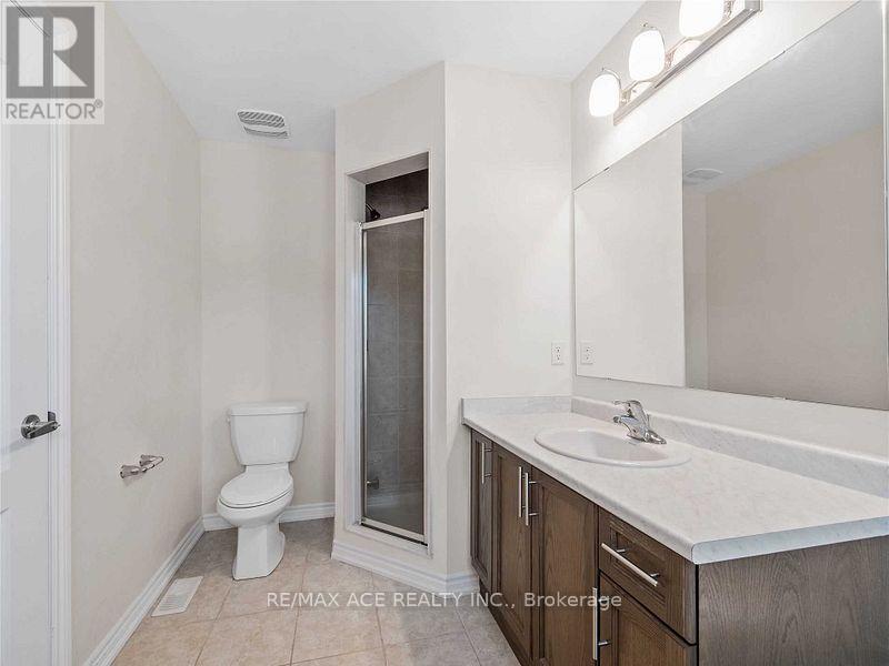 Photo 5 of 2452 Steeplechase Street, Oshawa ON
