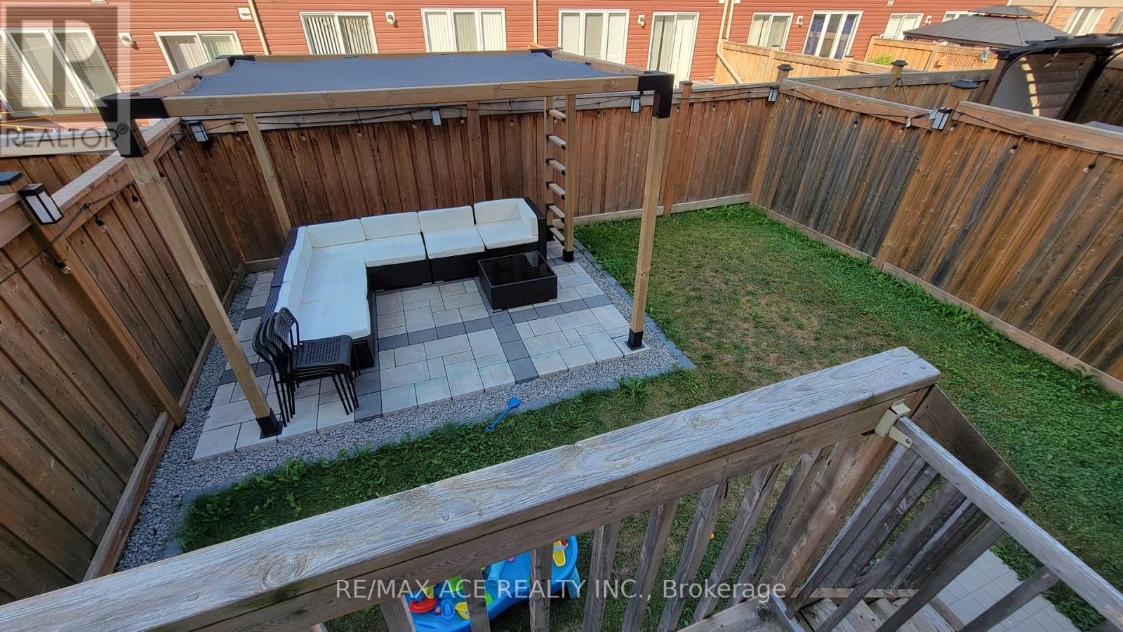 Photo 18 of 2452 Steeplechase Street, Oshawa ON