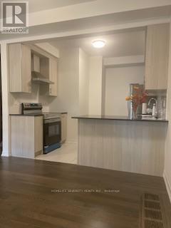 Photo 9 of 3 Kings Hill Drive, Brampton ON