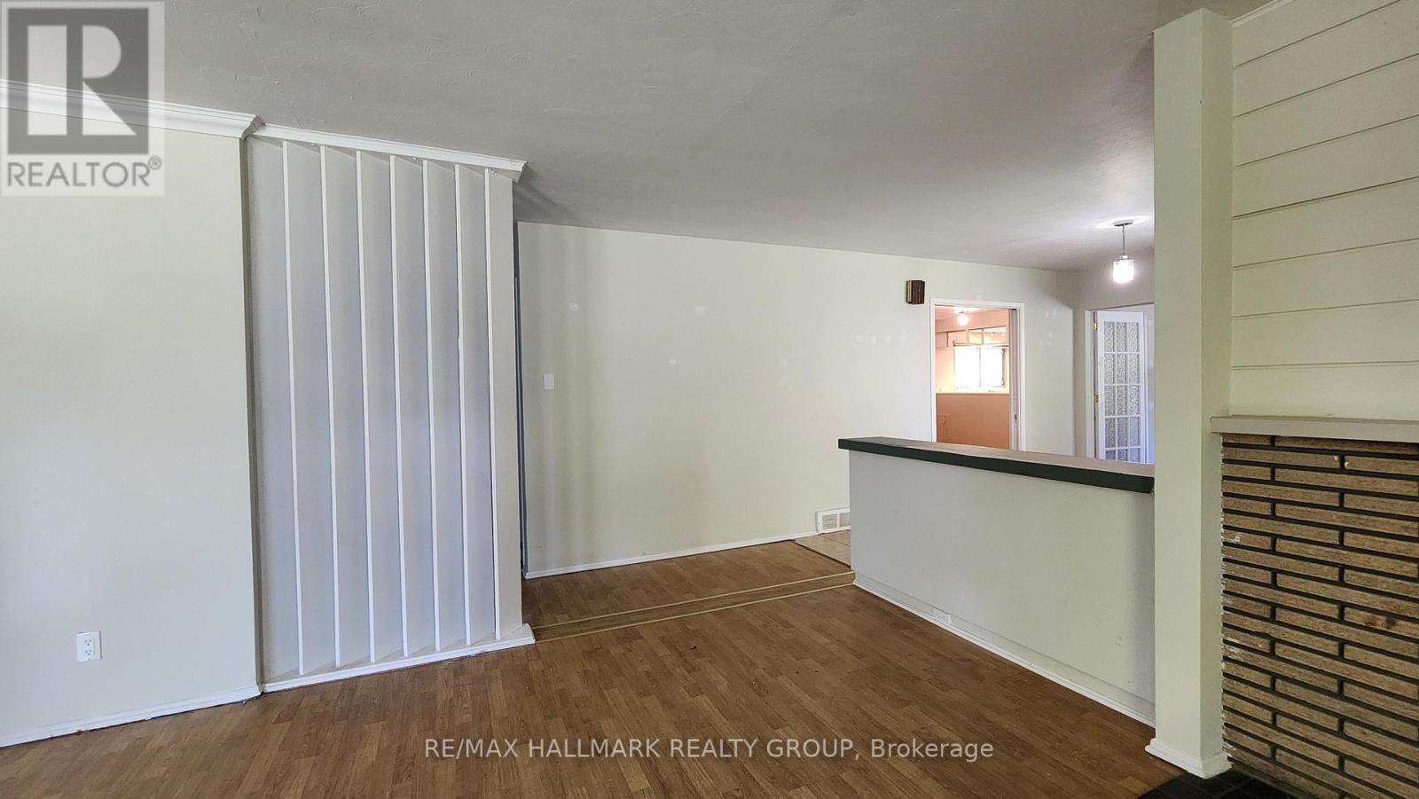 Photo 17 of 447 Roger Road, Ottawa ON