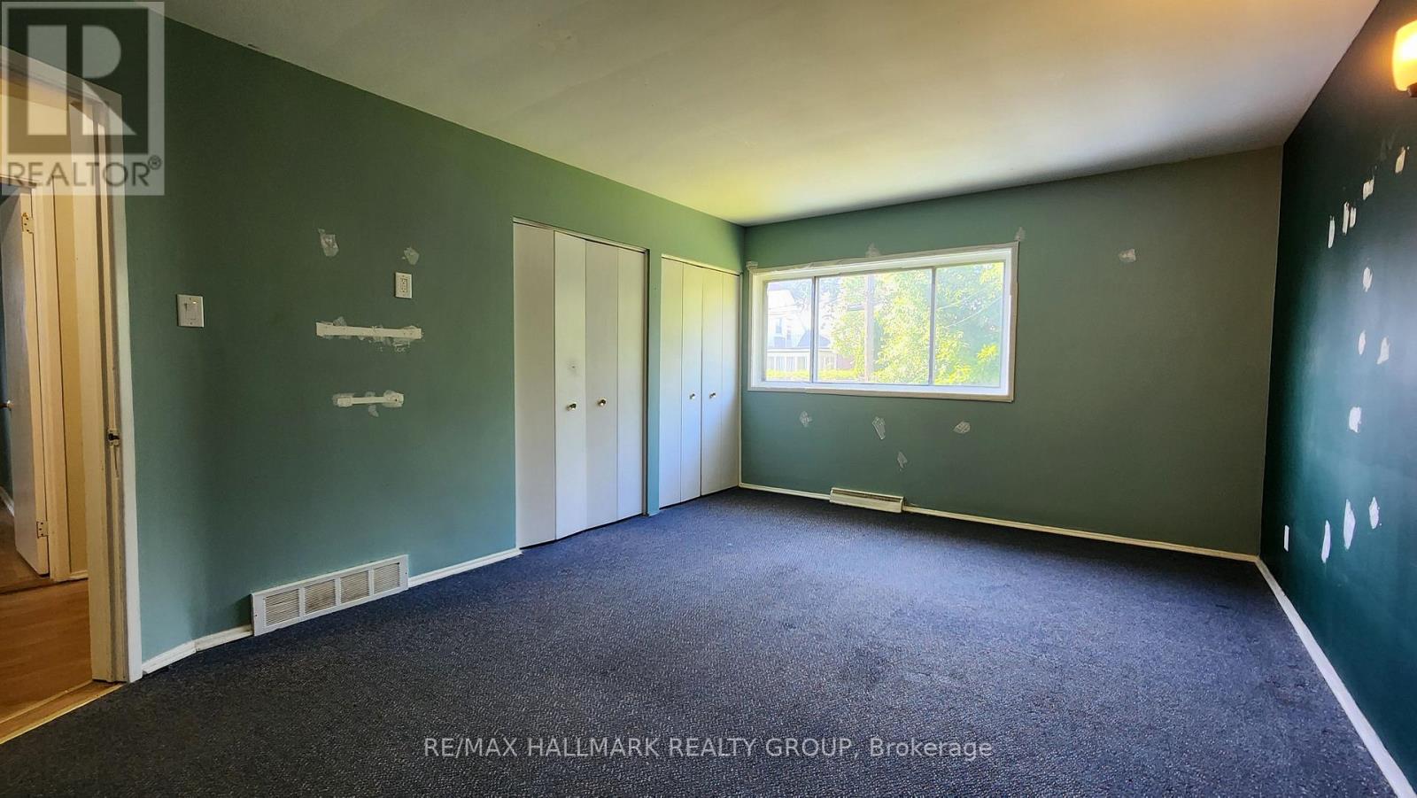 Photo 38 of 447 Roger Road, Ottawa ON