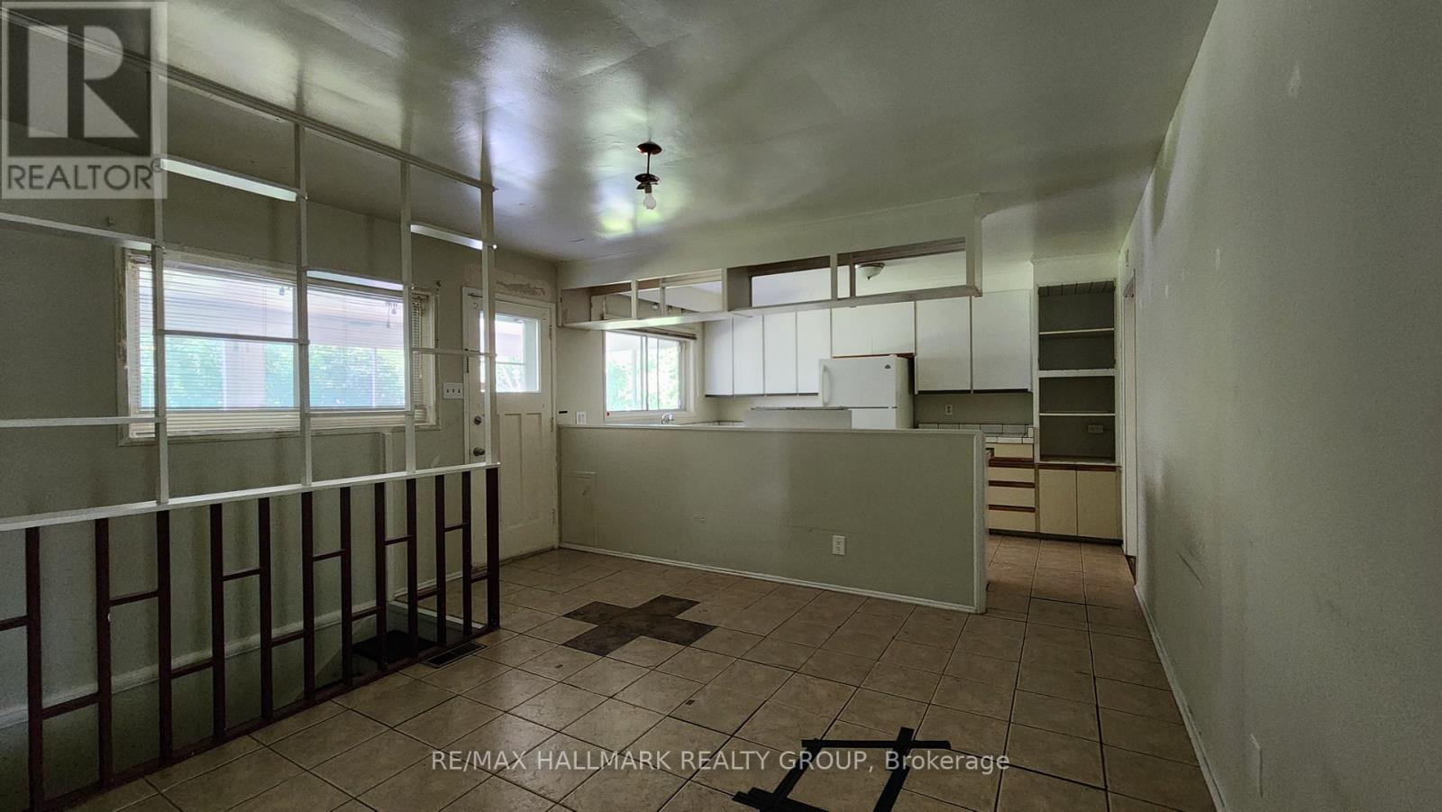 Photo 12 of 447 Roger Road, Ottawa ON