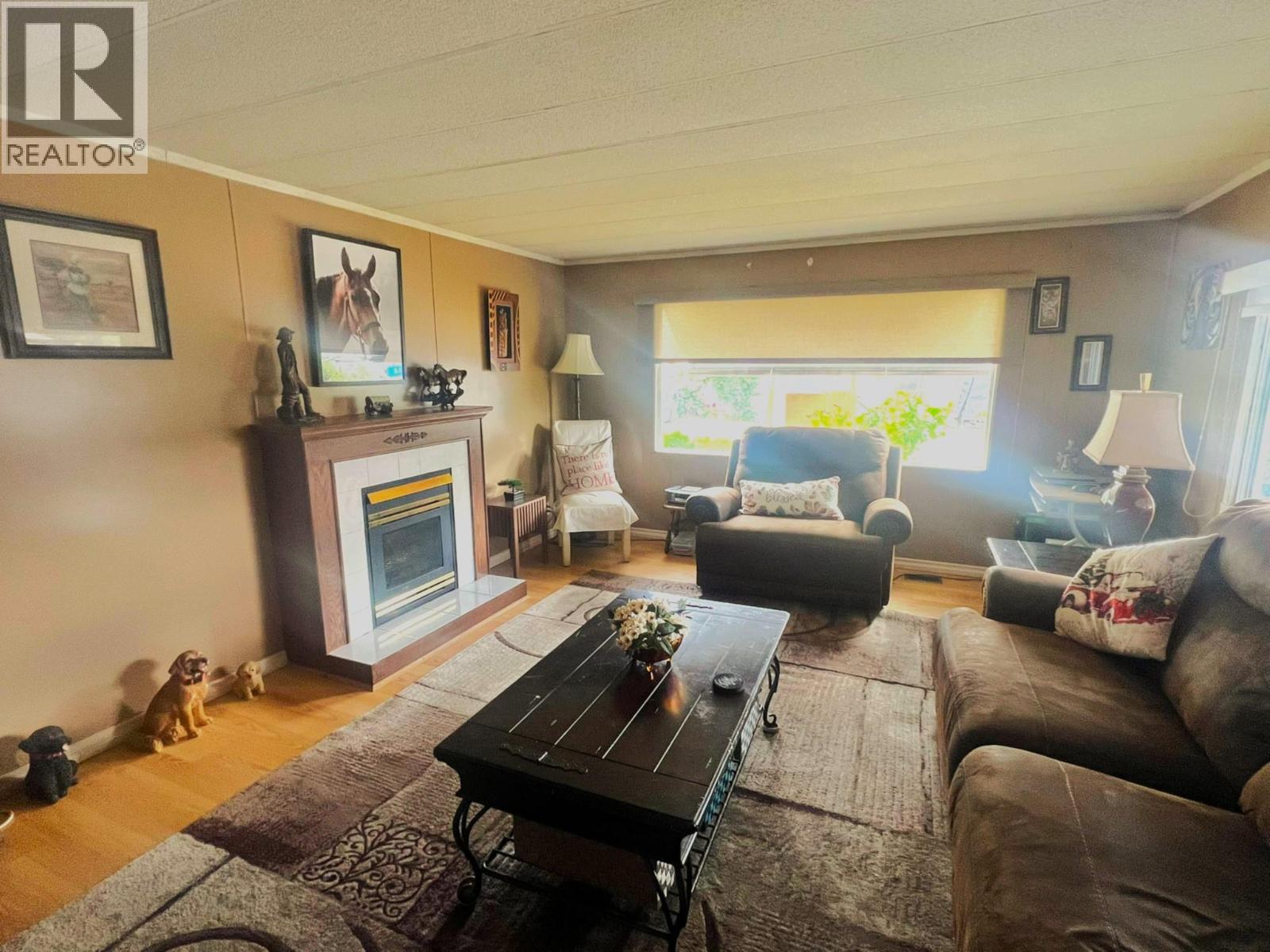 197 1999 97 Highway South, Kelowna