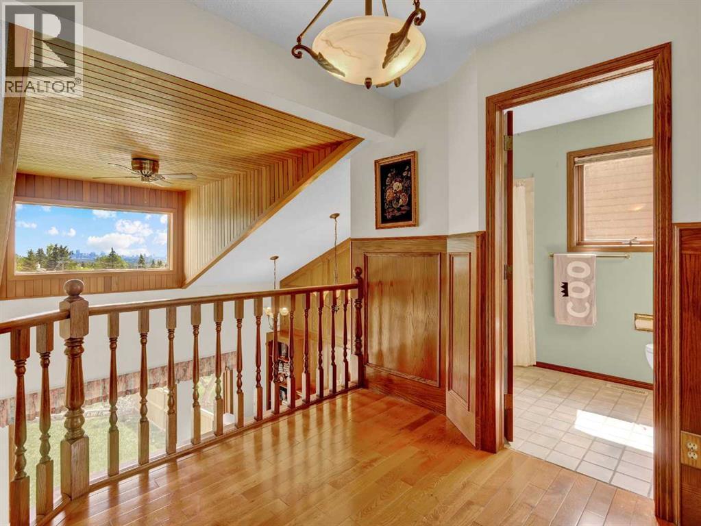 Single Family House for Sale in  Hawkcliff Way NW Hawkwood Calgary 