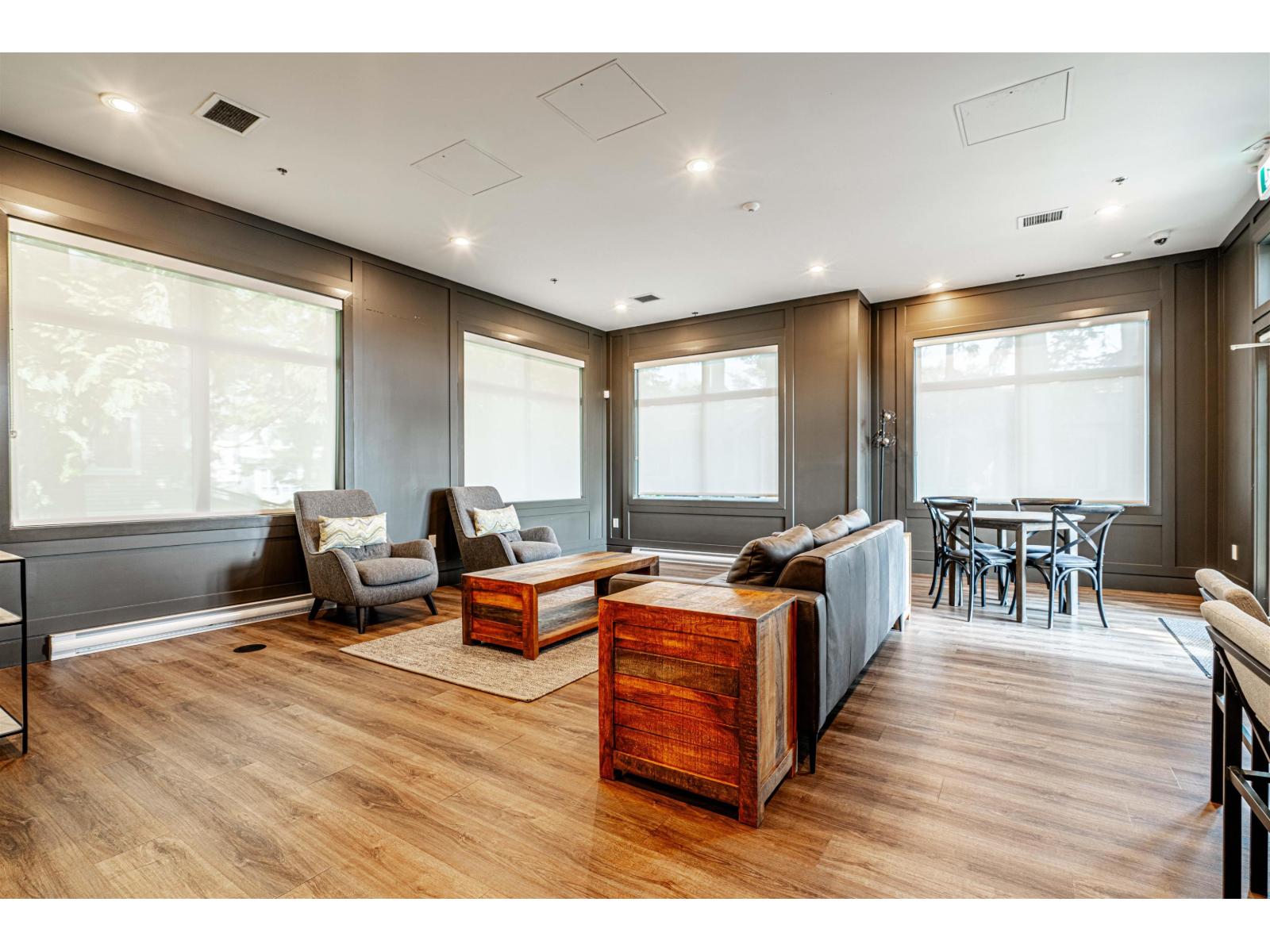 Photo 23 of 170 9718 161 A Street, Surrey BC