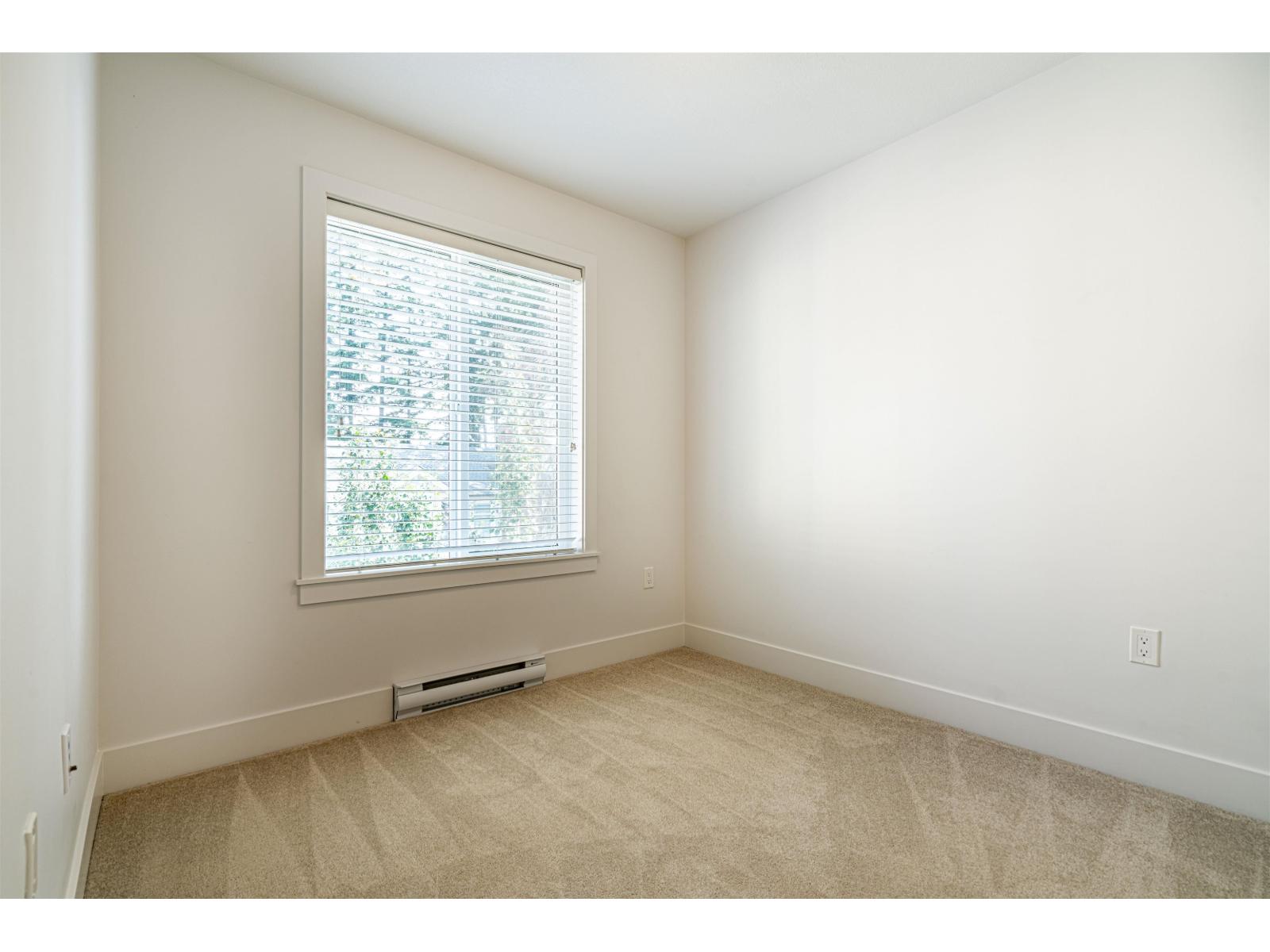 Photo 17 of 170 9718 161 A Street, Surrey BC