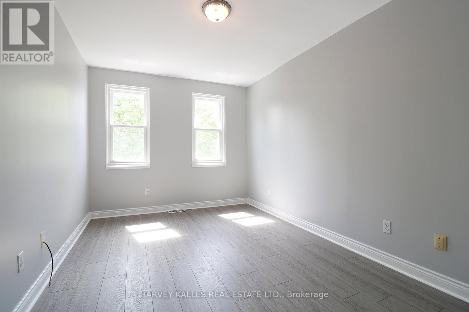 Photo 11 of C 1424 Bayview Avenue, Toronto ON