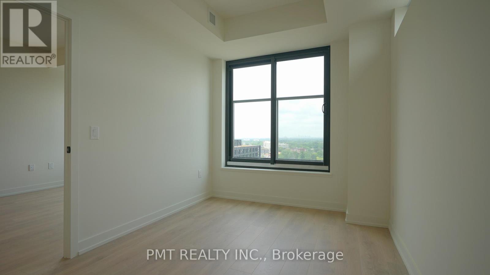 Photo 5 of 1411 181 Sterling Road, Toronto ON
