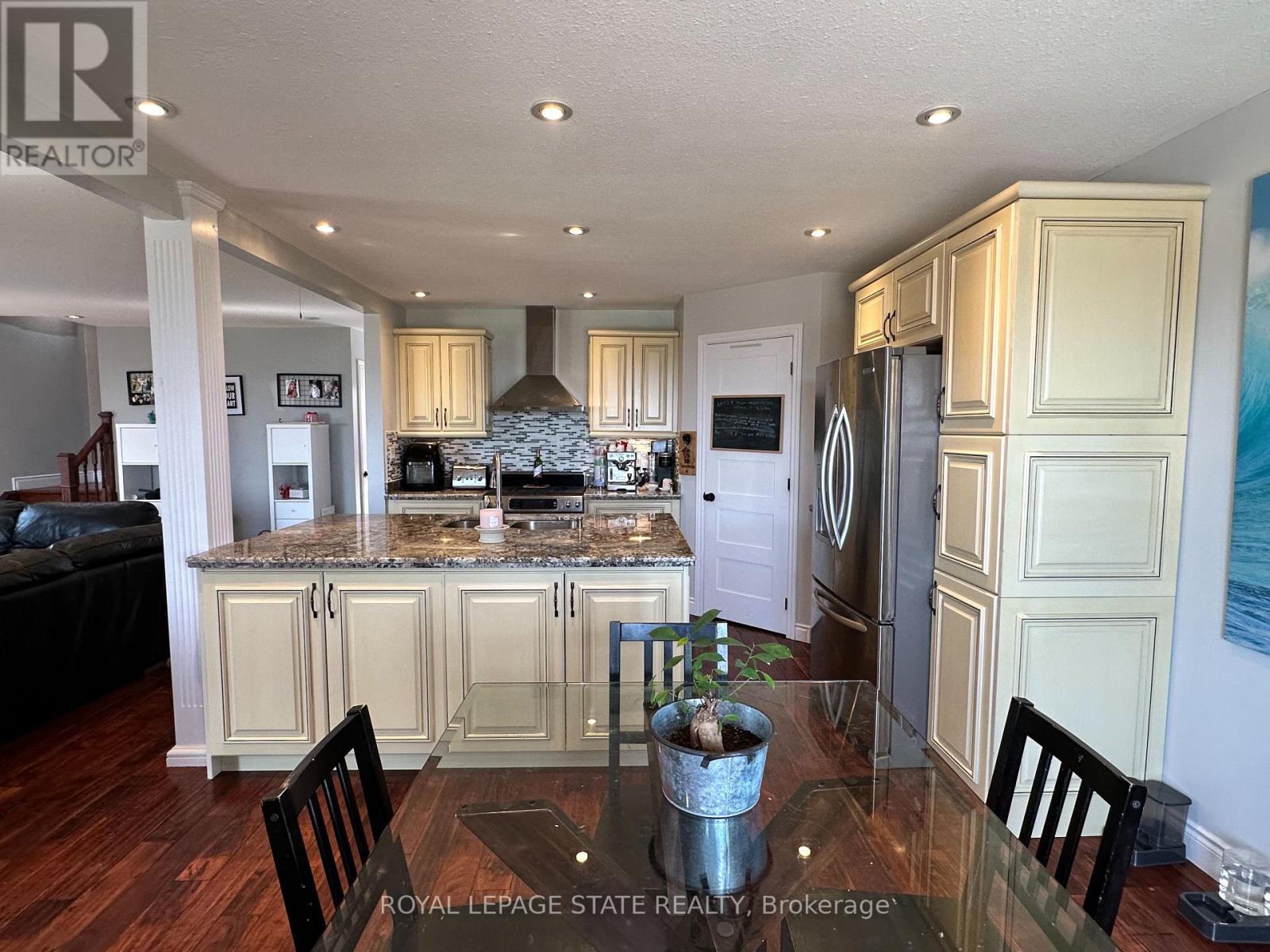 Photo 14 of 2801 North Shore Drive, Haldimand ON