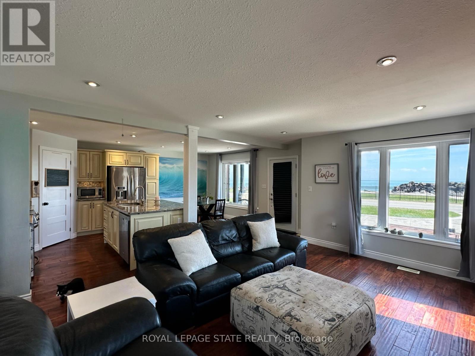 Photo 13 of 2801 North Shore Drive, Haldimand ON