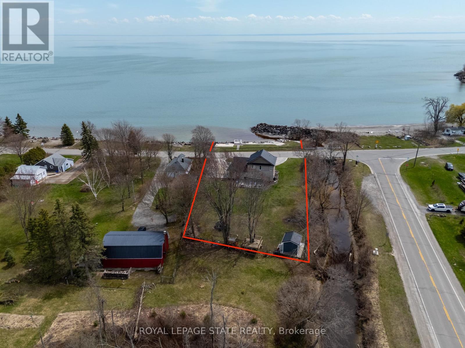 Photo 1 of 2801 North Shore Drive, Haldimand ON
