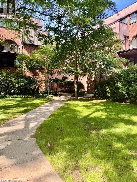 Photo 28 of 36 Hayhurst Road Unit 160, Brantford ON