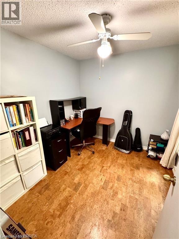 Photo 22 of 36 Hayhurst Road Unit 160, Brantford ON