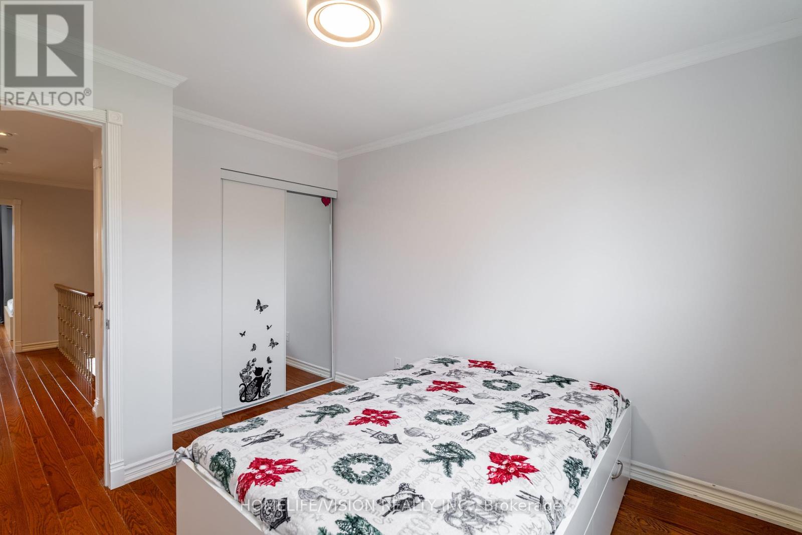 Photo 25 of 32 Mountfield Crescent, Vaughan ON