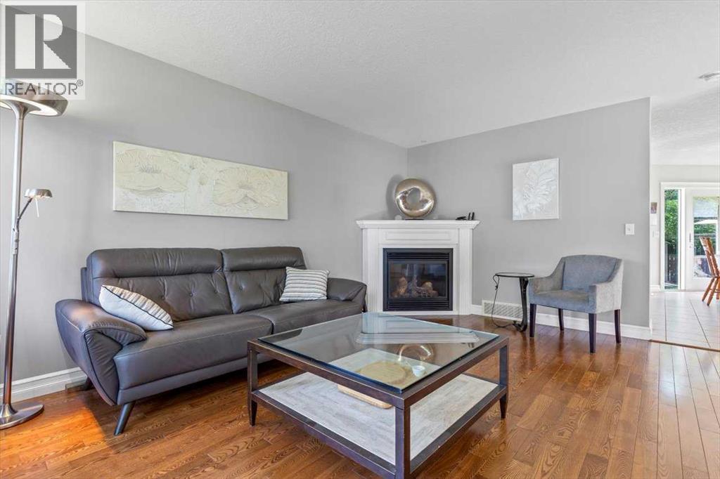 Single Family House for Sale in  Eversyde Circle SW Evergreen Calgary 