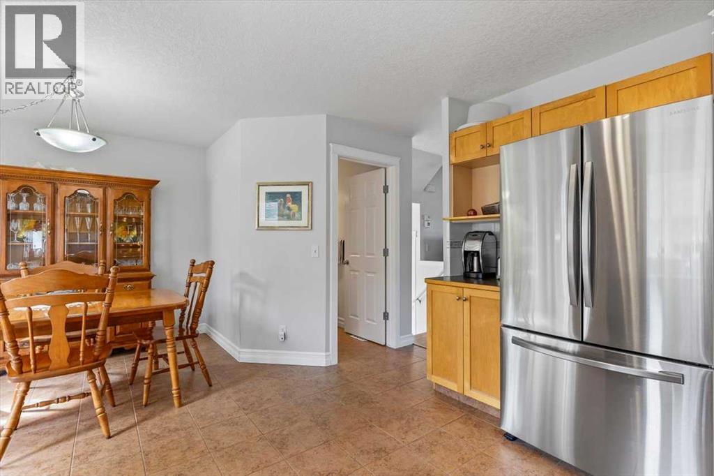 Single Family House for Sale in  Eversyde Circle SW Evergreen Calgary 