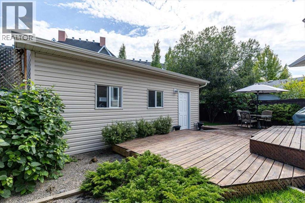 Single Family House for Sale in  Eversyde Circle SW Evergreen Calgary 