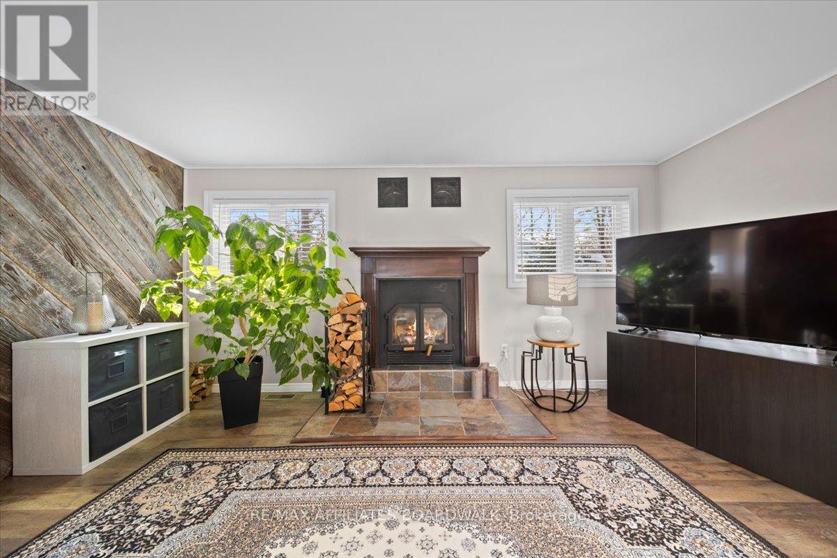 Photo 11 of 191 Macmillan Lane, Ottawa ON