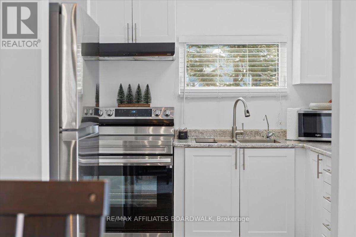 Photo 14 of 191 Macmillan Lane, Ottawa ON