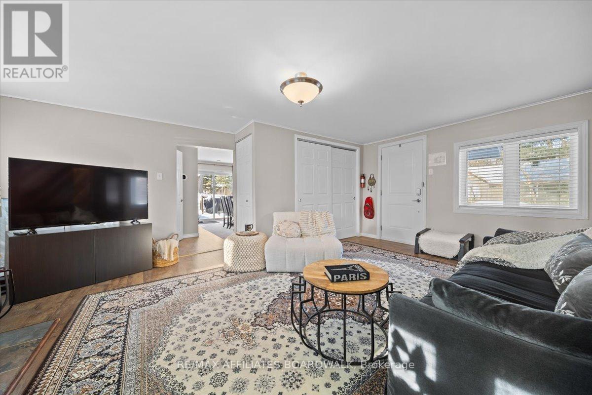 Photo 9 of 191 Macmillan Lane, Ottawa ON