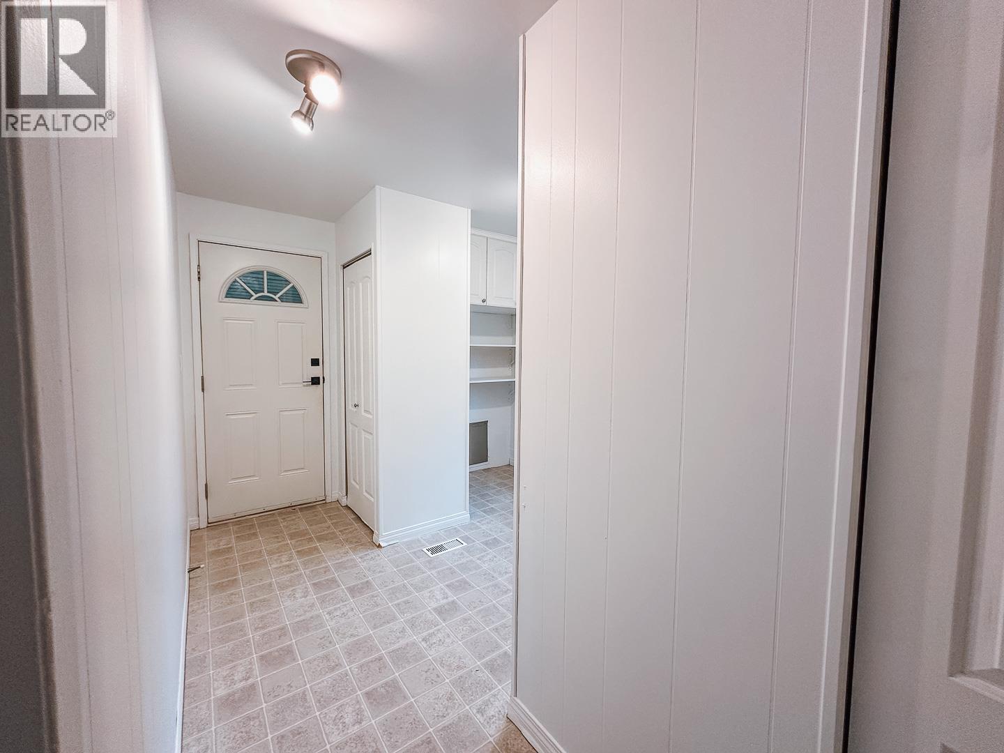 Photo 9 of 2501 Grant Road, Prince George BC