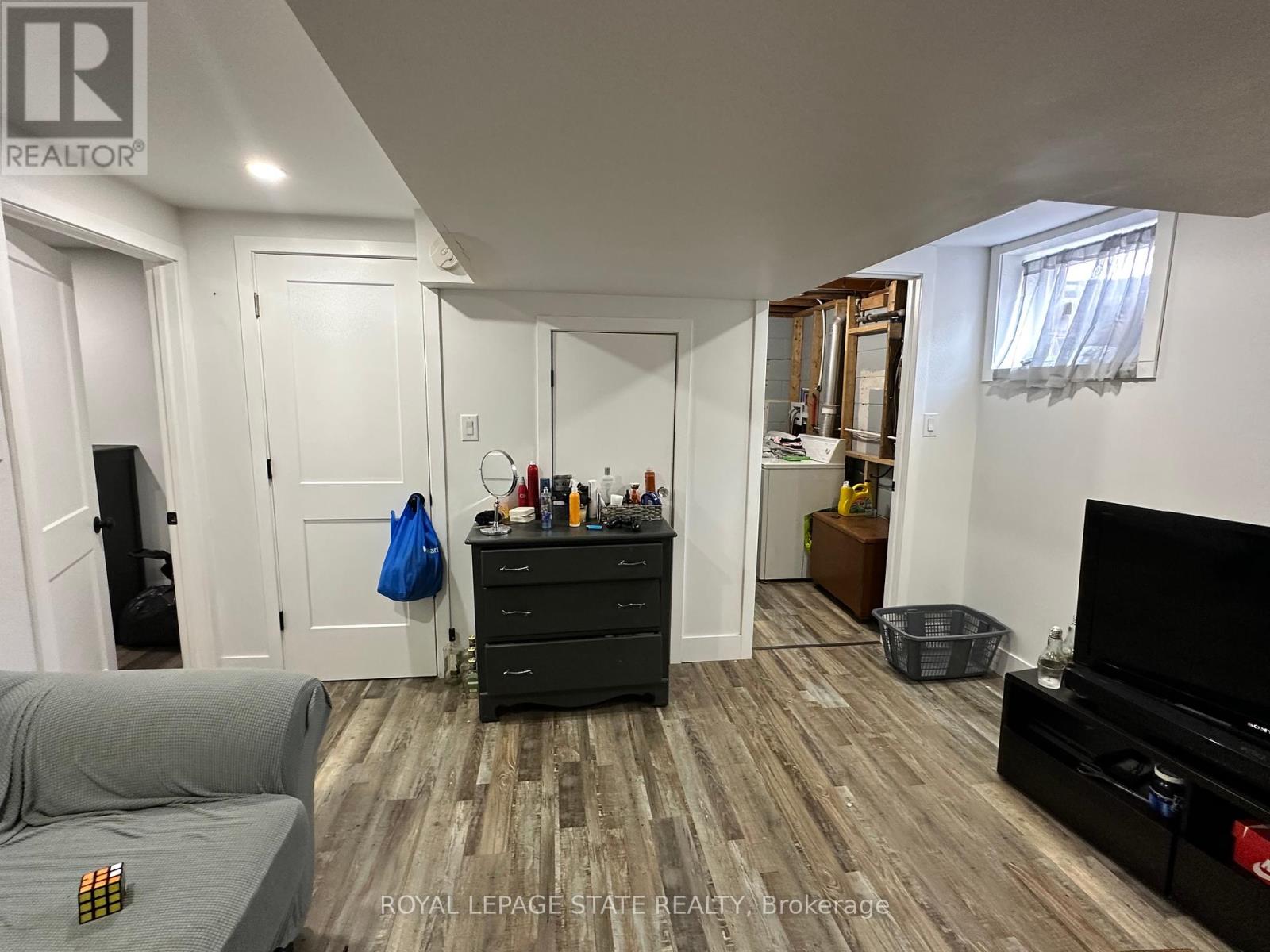 Photo 3 of 14 Anson Avenue, Hamilton ON