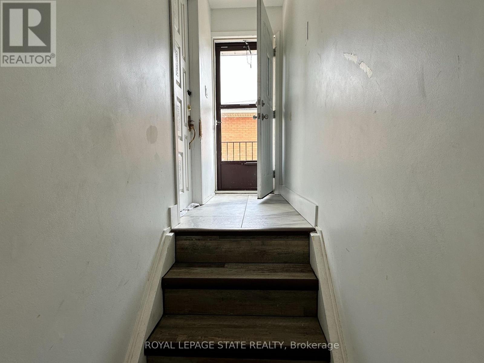 Photo 12 of 14 Anson Avenue, Hamilton ON