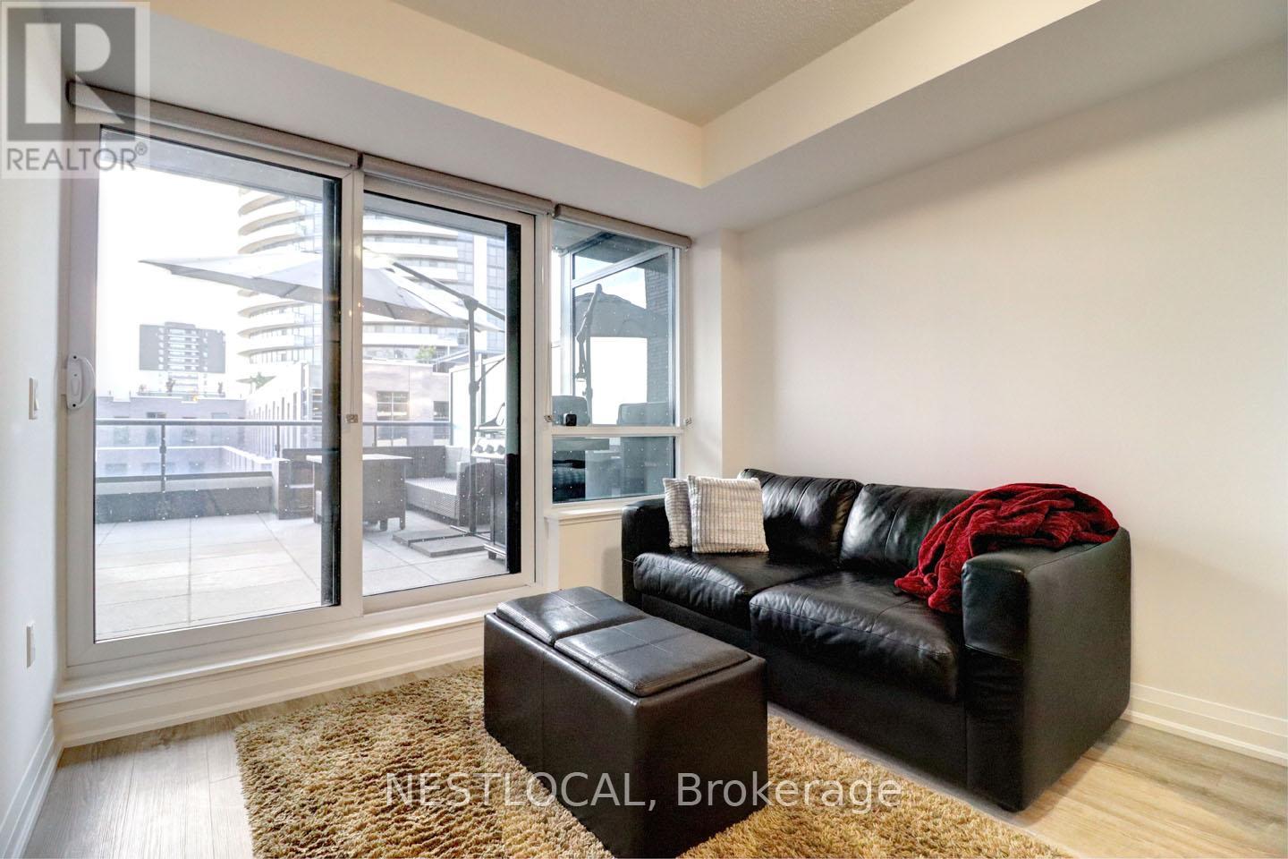 Photo 15 of 451 26 Gibbs Road, Toronto ON