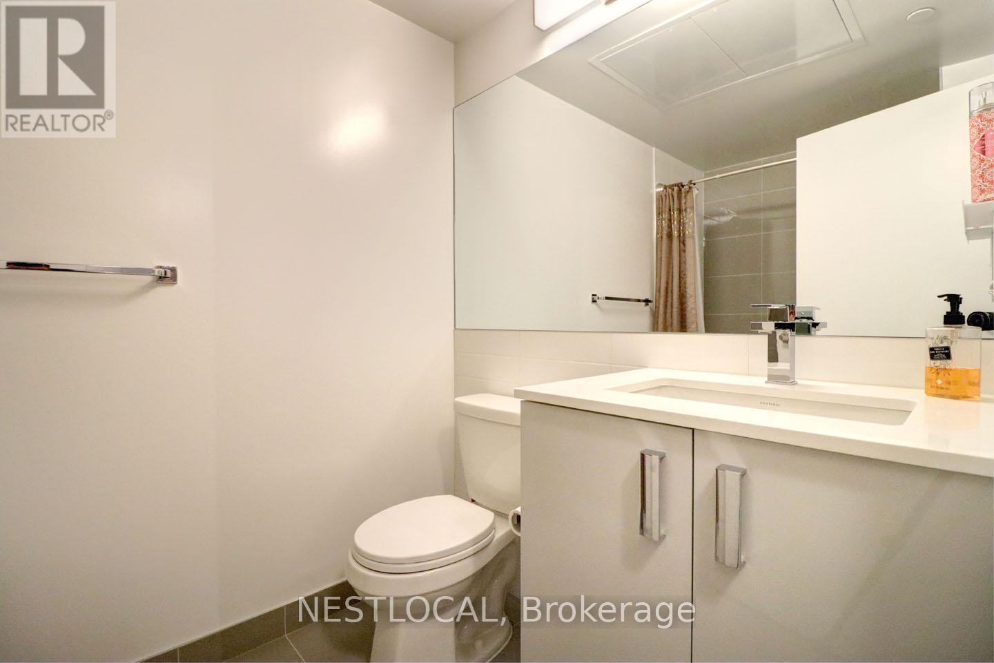 Photo 20 of 451 26 Gibbs Road, Toronto ON