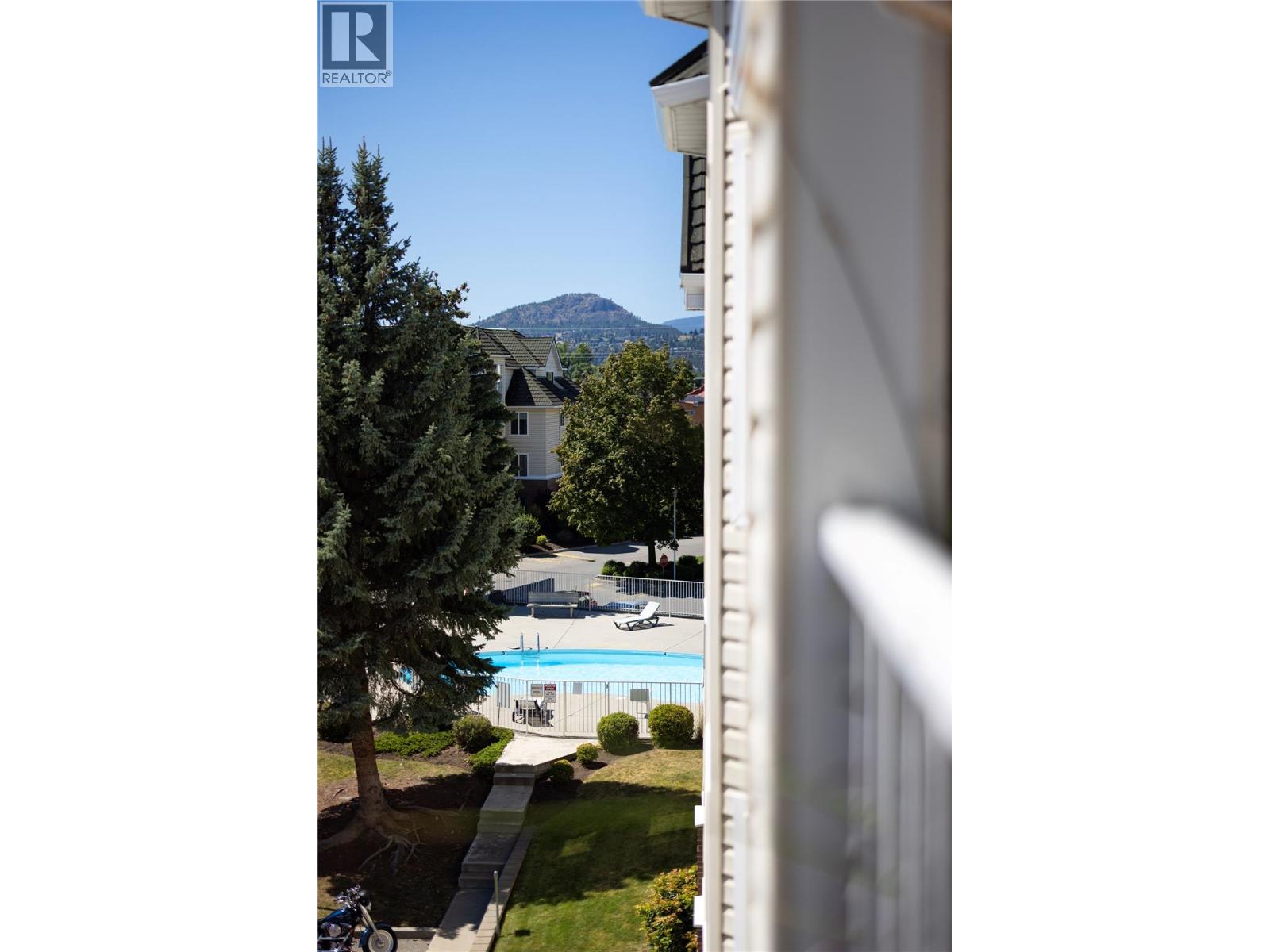 Photo 41 of 3160 Casorso Road Unit 404, Kelowna BC