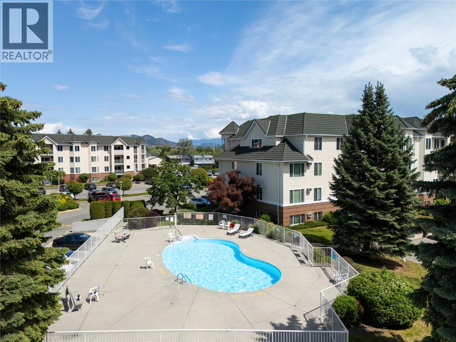 Photo 13 of 3160 Casorso Road Unit 404, Kelowna BC