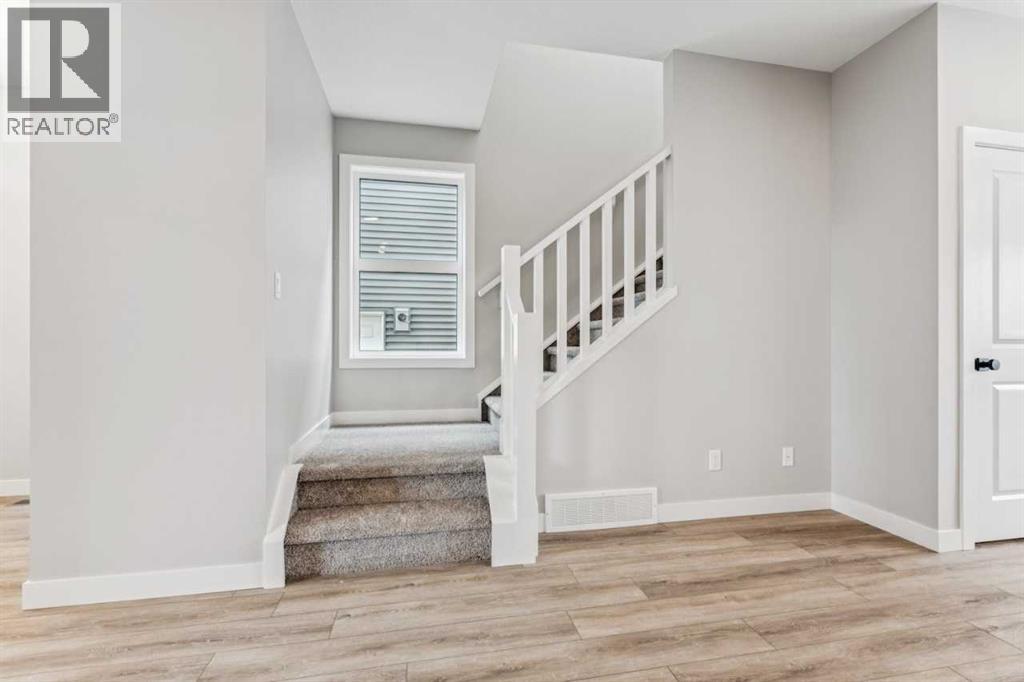 Photo 23 of 41 Savanna Place Ne, Calgary AB