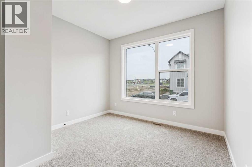Photo 24 of 41 Savanna Place Ne, Calgary AB