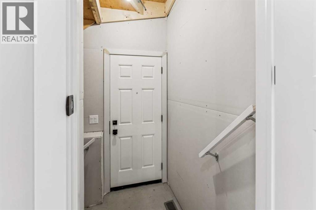 Photo 31 of 41 Savanna Place Ne, Calgary AB