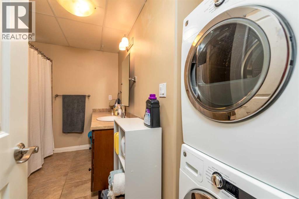 Photo 2 of 313 4102 69 Avenue, Lloydminster AB