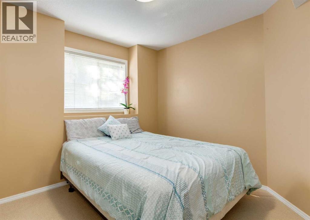 Photo 15 of 106 70 Panatella Landing Nw, Calgary AB