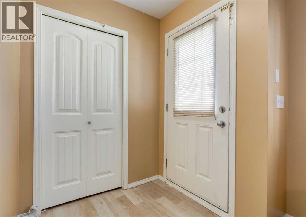 Photo 10 of 106 70 Panatella Landing Nw, Calgary AB