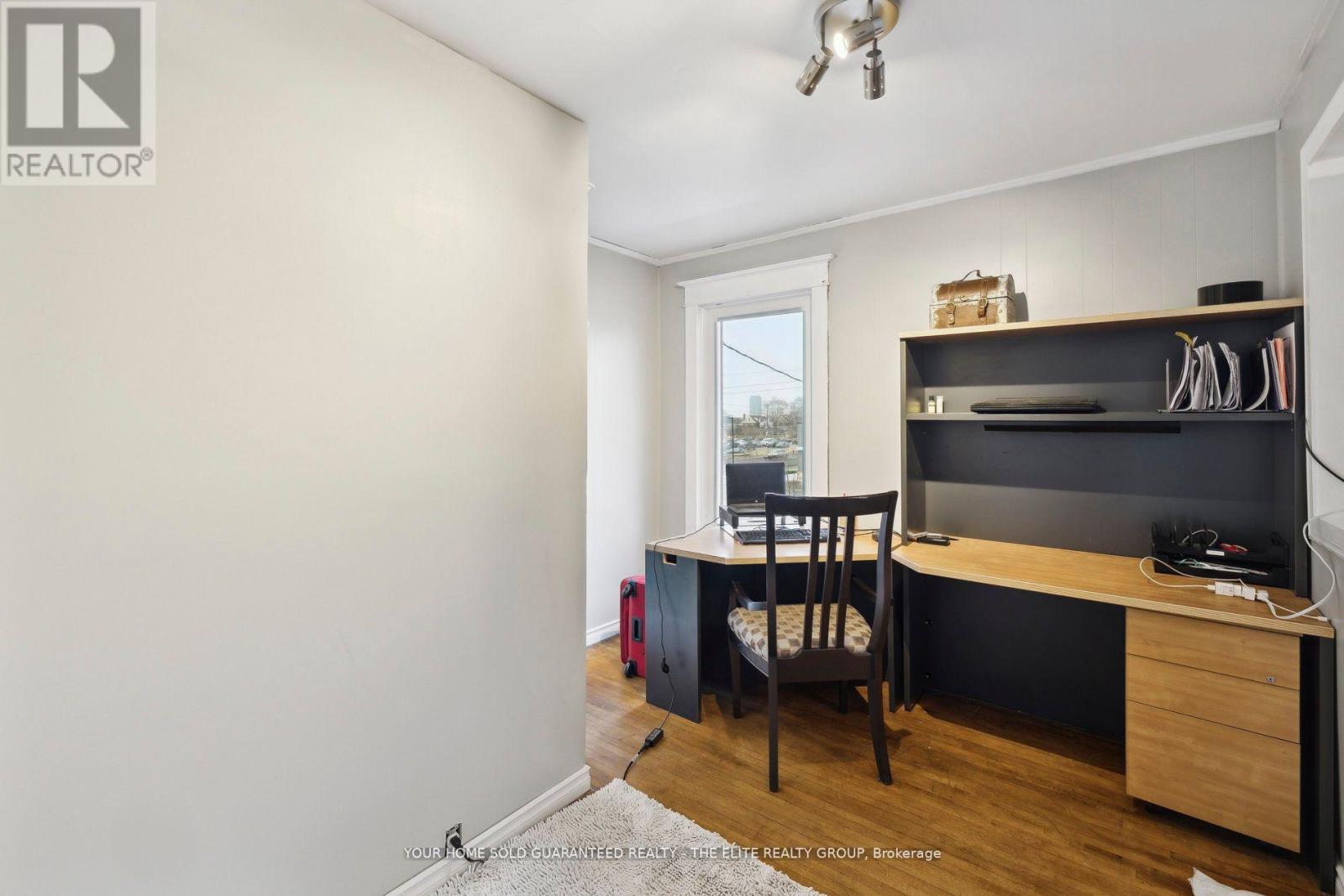 Photo 20 of 167 Balsam Avenue N, Hamilton ON