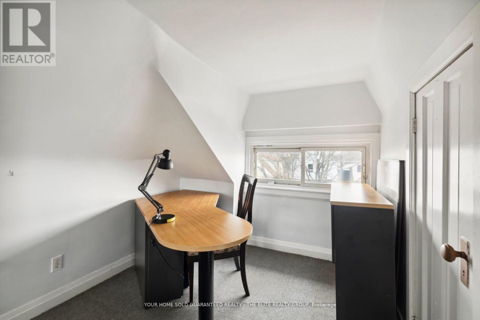 Photo 16 of 167 Balsam Avenue N, Hamilton ON