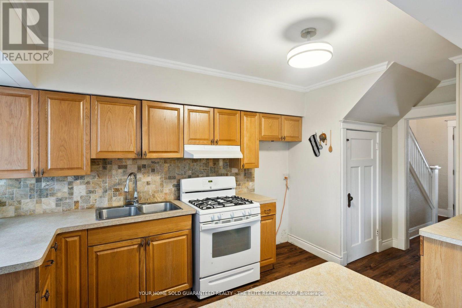 Photo 22 of 167 Balsam Avenue N, Hamilton ON