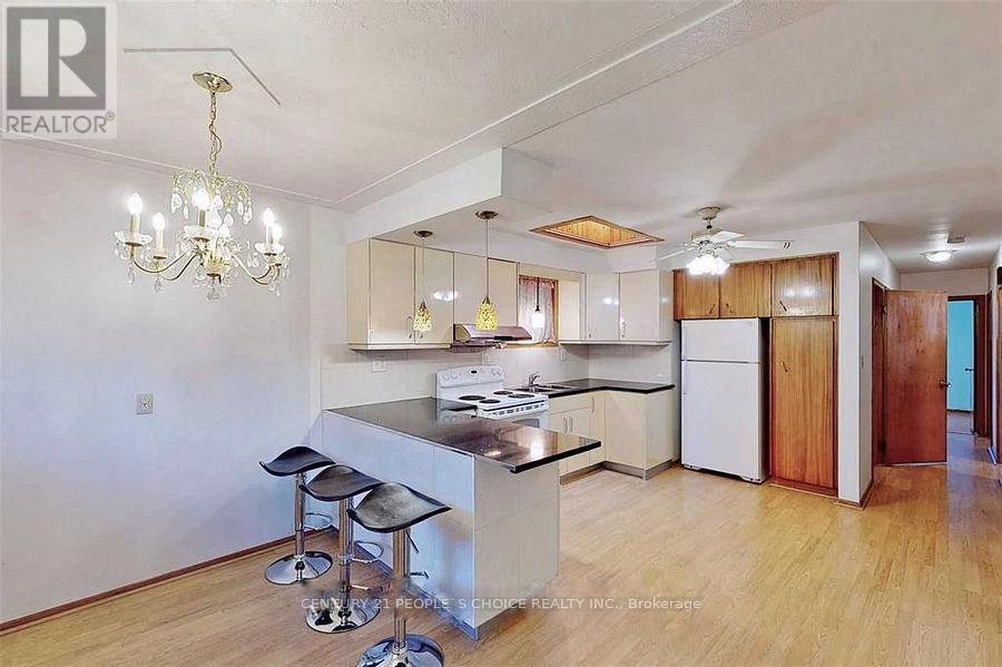 Photo 2 of Furnished 122 Rifle Range Road, Hamilton ON
