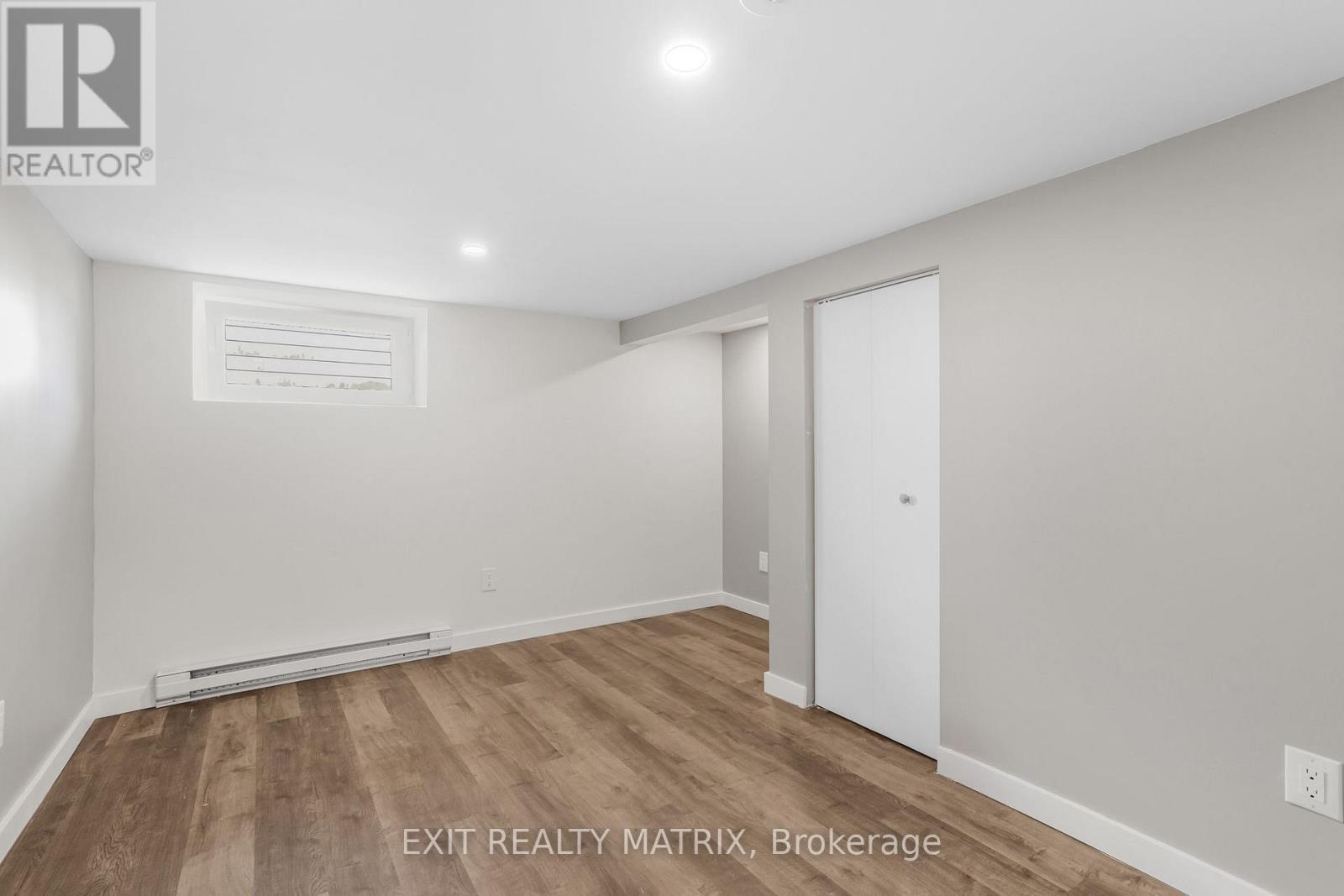 Photo 10 of 537 Higginson Street, Hawkesbury ON