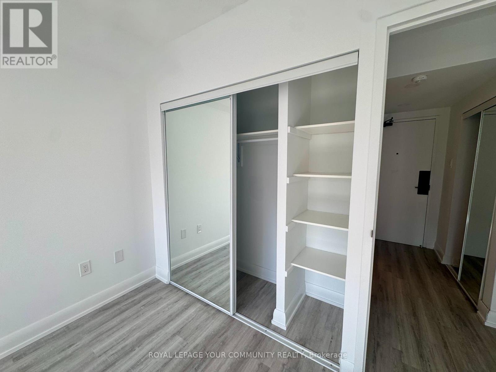 Photo 3 of 0605 191 Sherbourne Street, Toronto ON