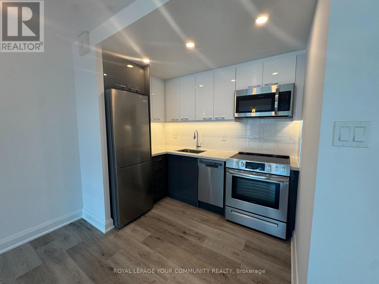 Photo 20 of 0819 191 Sherbourne Street, Toronto ON