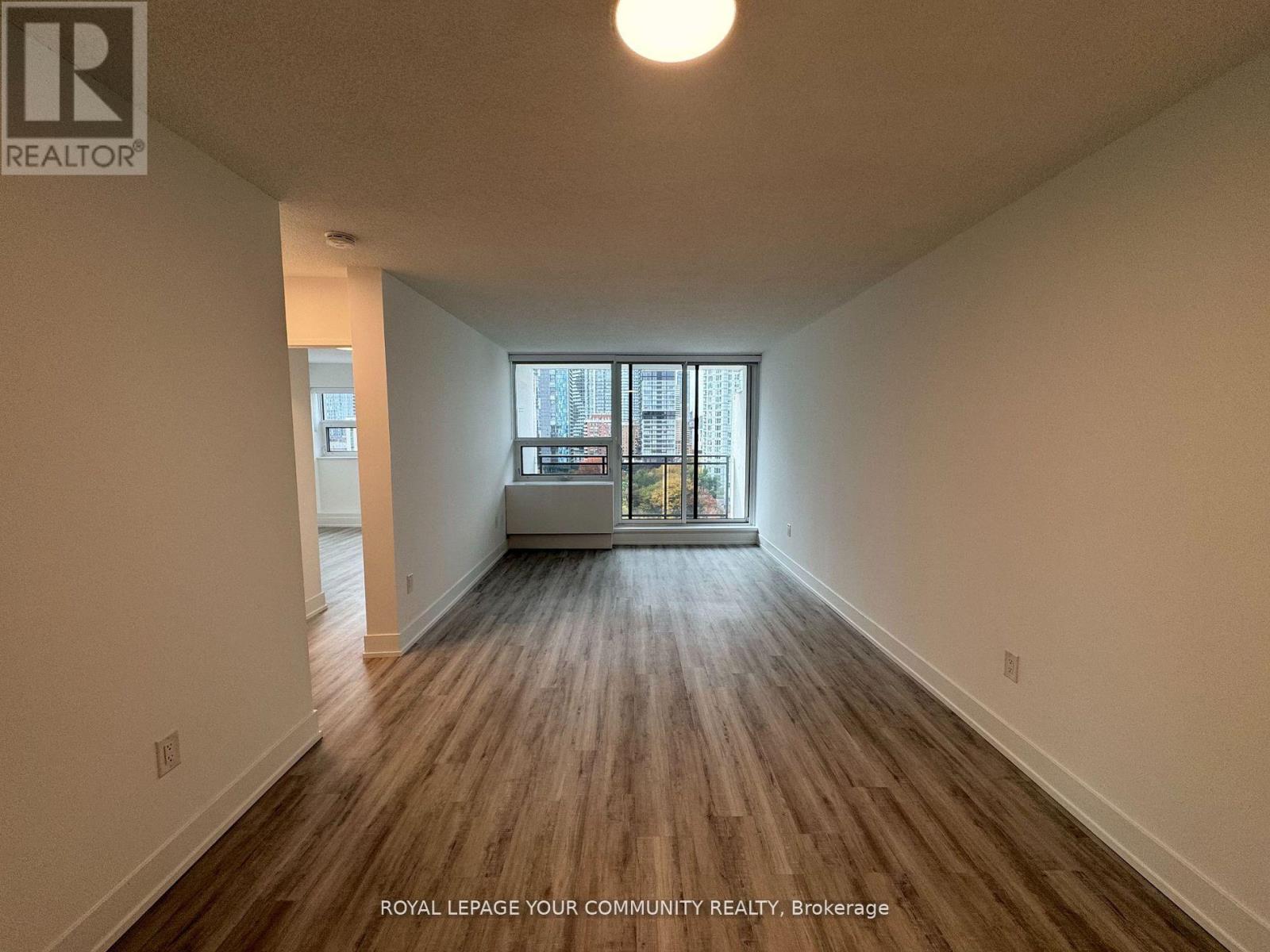 Photo 4 of 1407 201 Sherbourne Street, Toronto ON